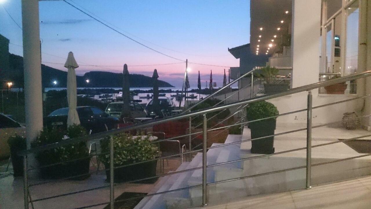 Отель Porto Marathos Маратополис Экстерьер фото